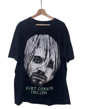 Vintage 90s Kurt Cobain 1967-1994 Tribute T-Shirt Sz XL
